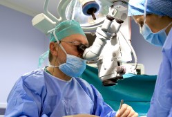 ΟΥΡΟΛΟΓΟΣ ΧΕΙΡΟΥΡΓΟΣ ΑΝΔΡΟΛΟΓΟΣ ΘΕΣΣΑΛΟΝΙΚΗ ΚΑΡΑΝΙΚΑΣ ΑΛΚΗΣ